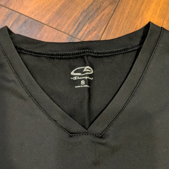 Champion Long-sleeve V Neck Top - Picture 4 of 5